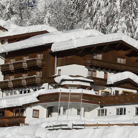 Alpin Panoramahotel Laerchenhof Heiligenblut Zewnętrze zdjęcie