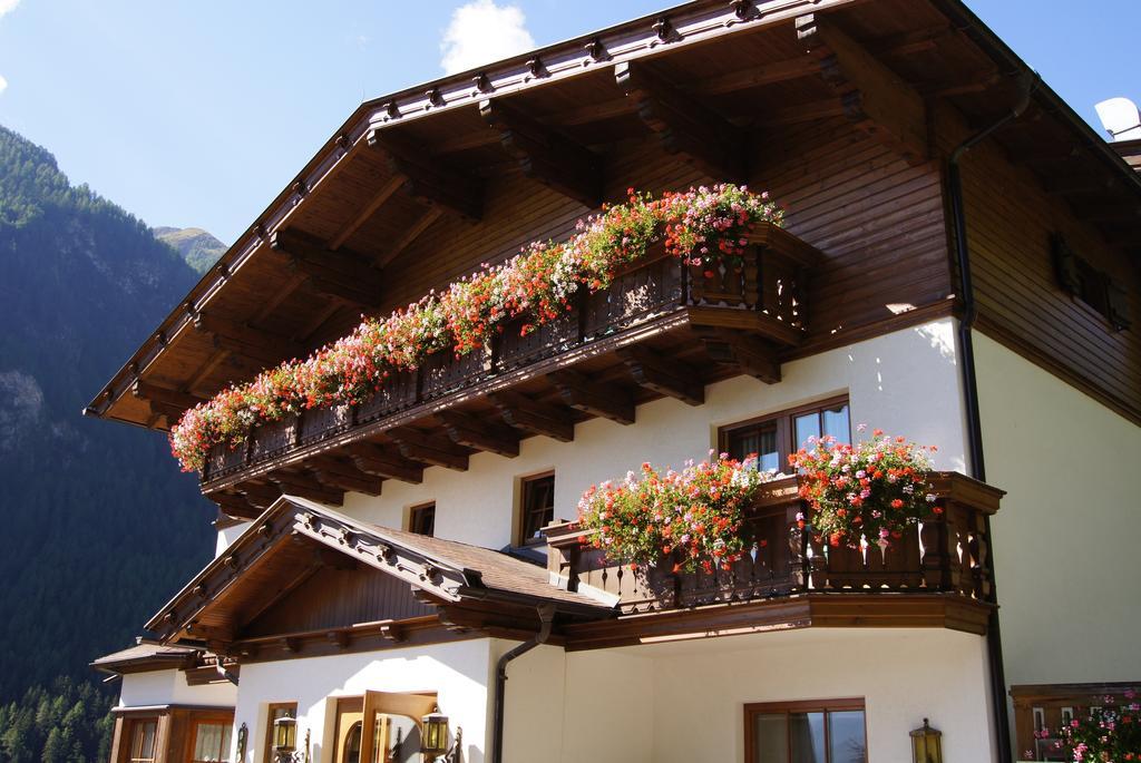 Alpin Panoramahotel Laerchenhof Heiligenblut Zewnętrze zdjęcie
